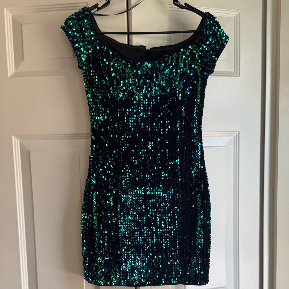 Forever 21 Green/Teal/Blue Sequin Mini Dress size small